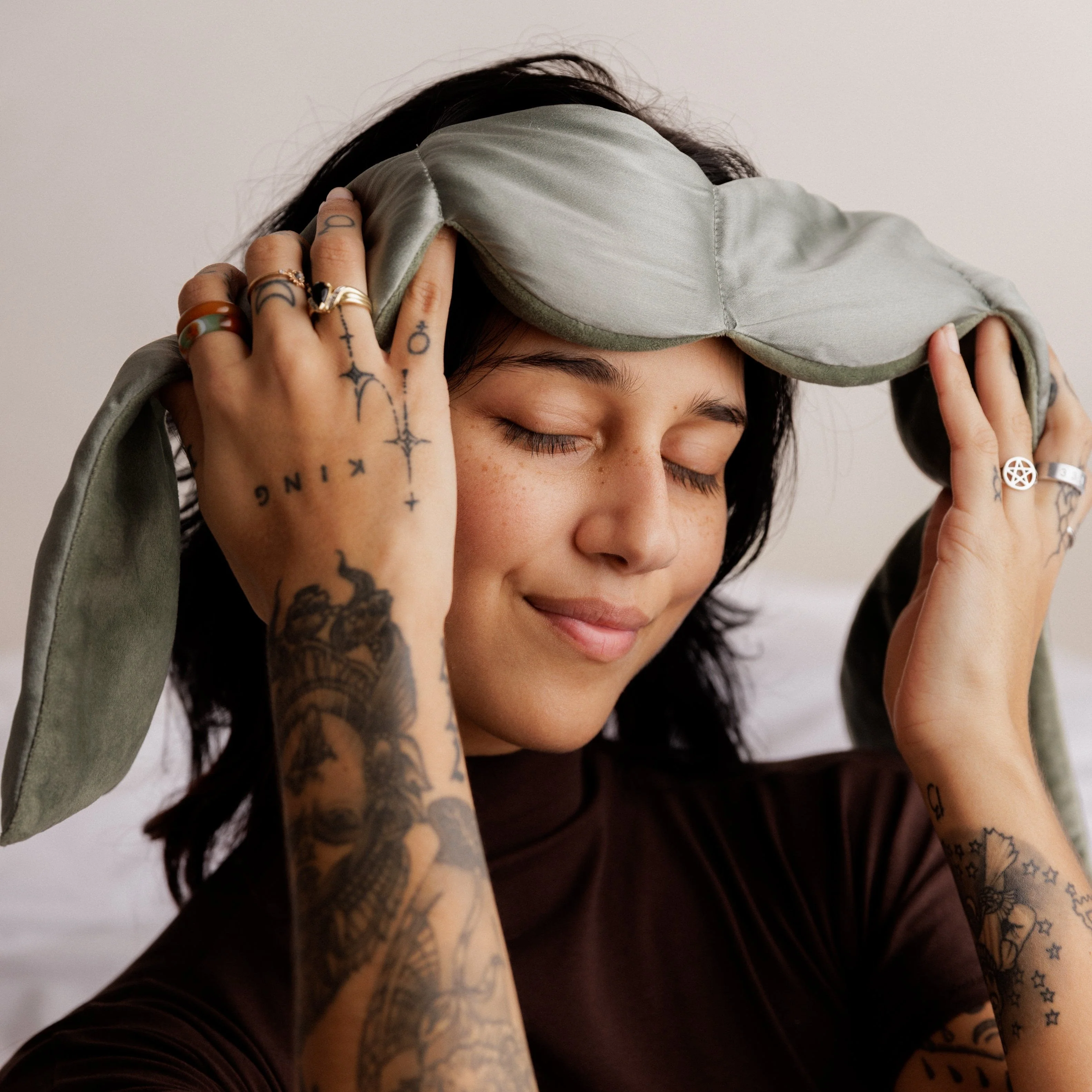 Mineralized Silk⢠Sleep Mask - Image 40